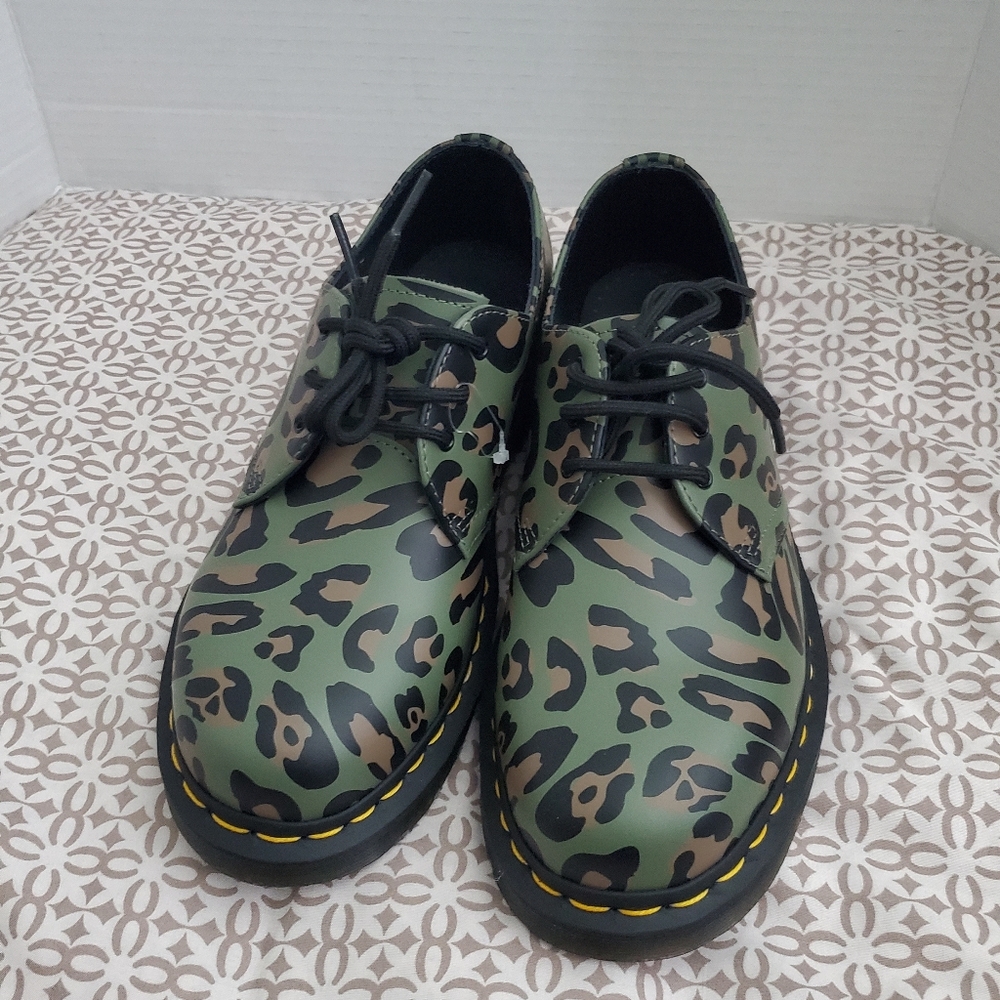 UNISEX DR.Martens 1461 Disdorted Leopard Print  Oxford  Shoe.